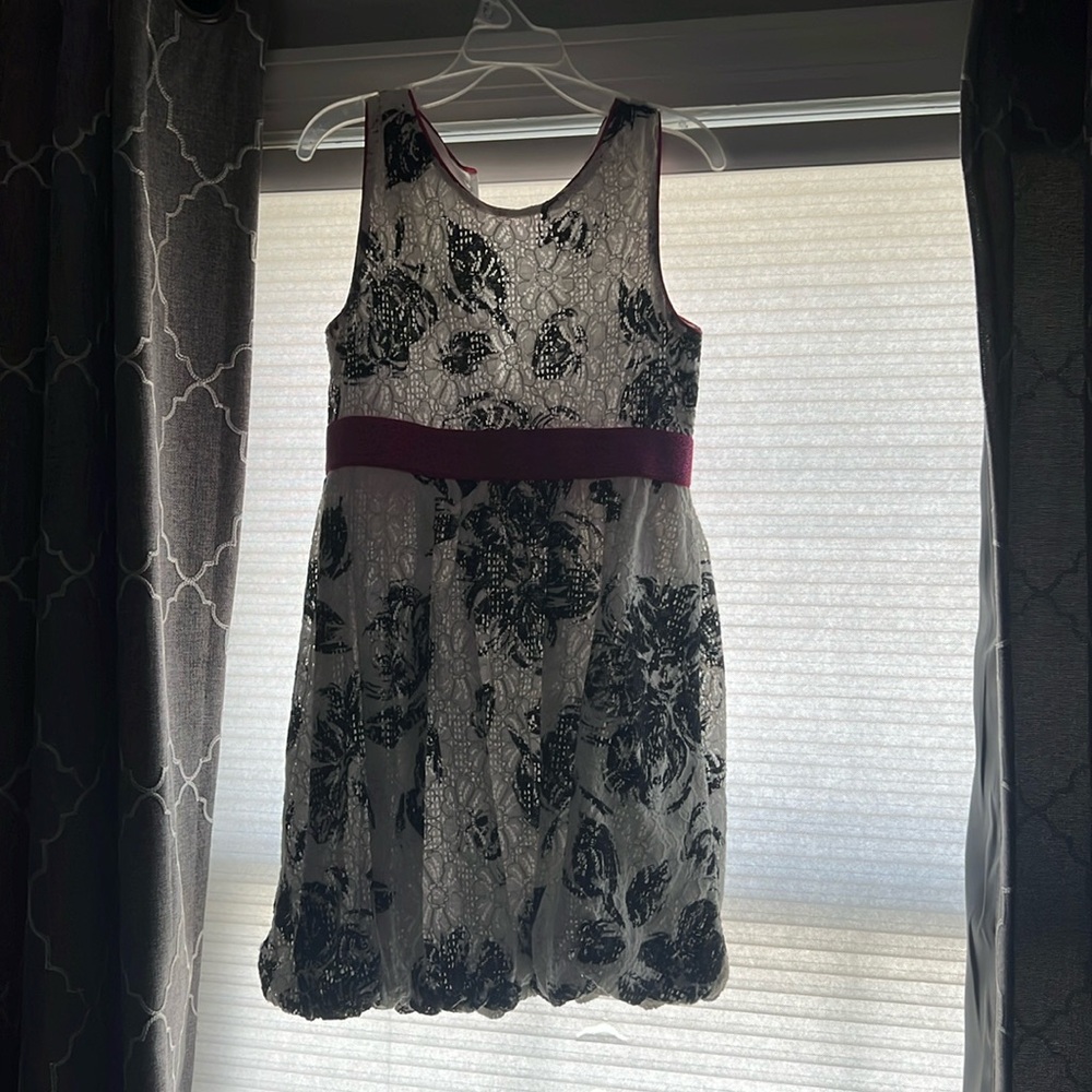 Girls dress